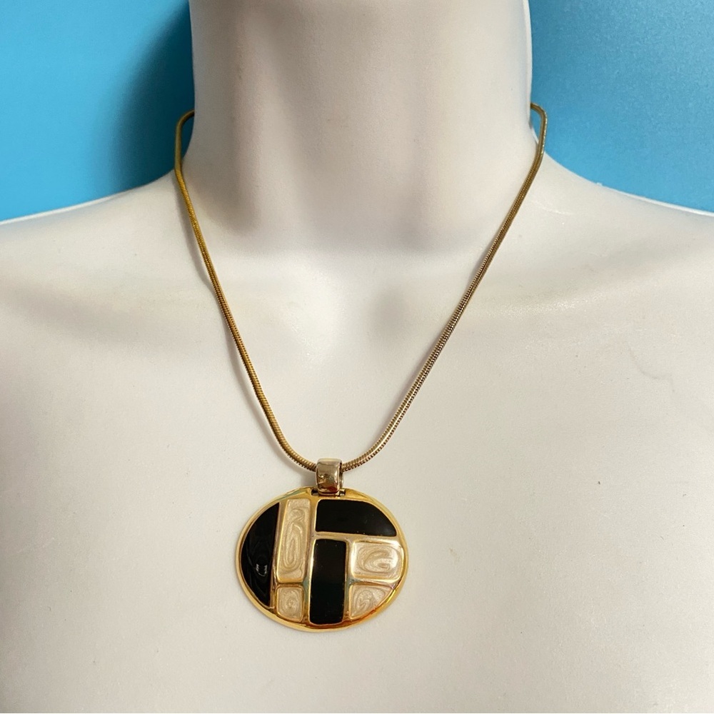 Gold Tone & Black Enamel Pendant Necklace
